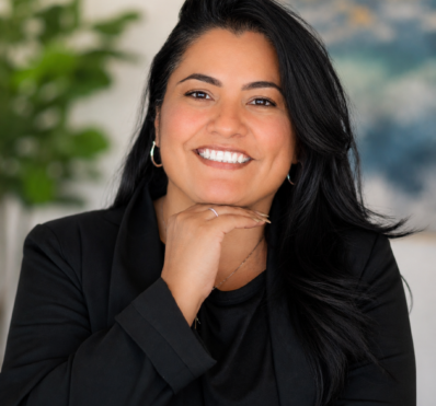 Anna Flores